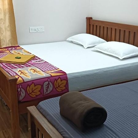 Hotel Kpr Residency Near Isha - Adiyogi Alāndurai Esterno foto