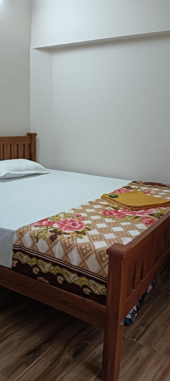 Hotel Kpr Residency Near Isha - Adiyogi Alāndurai Esterno foto